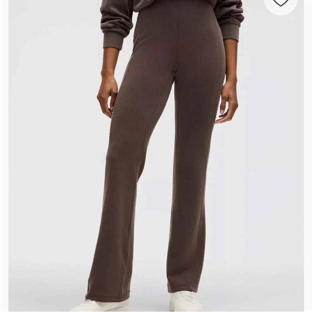 Lululemon ribbed soft stream flare espresso Brown Pants size 2